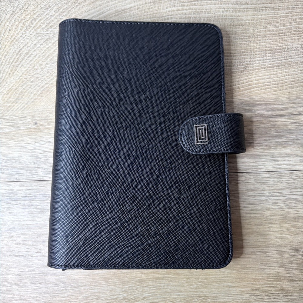 Notiq Portfolio Black MM1 Nomi Ringless Agenda Wallet Planner Cover‎ Organizer